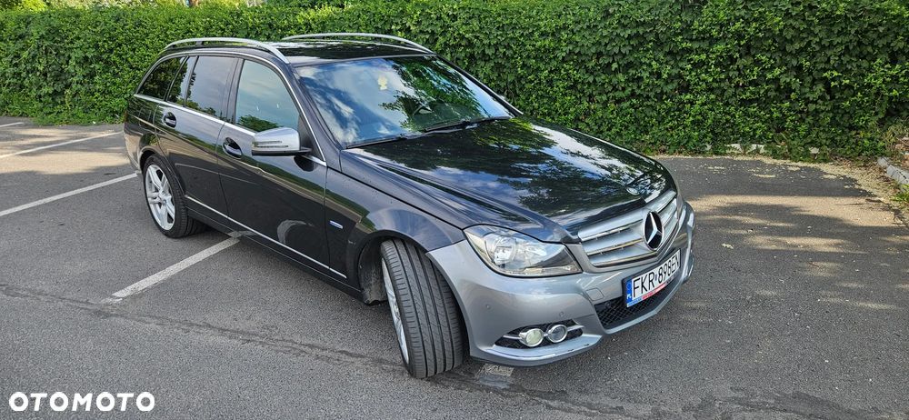 Mercedes-Benz Klasa C 220 CDI DPF Automatik BlueEFFICIENCY Avantgarde - 1