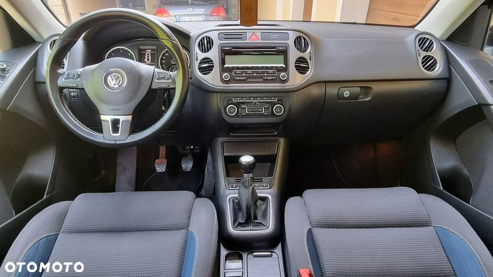 Volkswagen Tiguan - 13