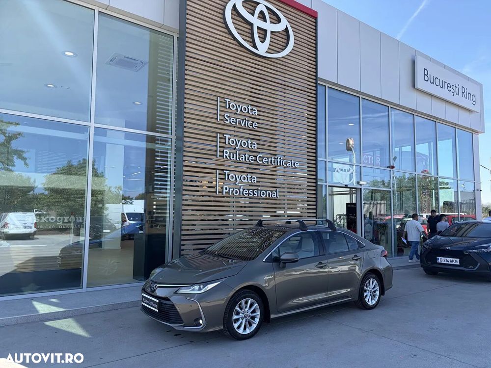 Toyota Corolla - 2