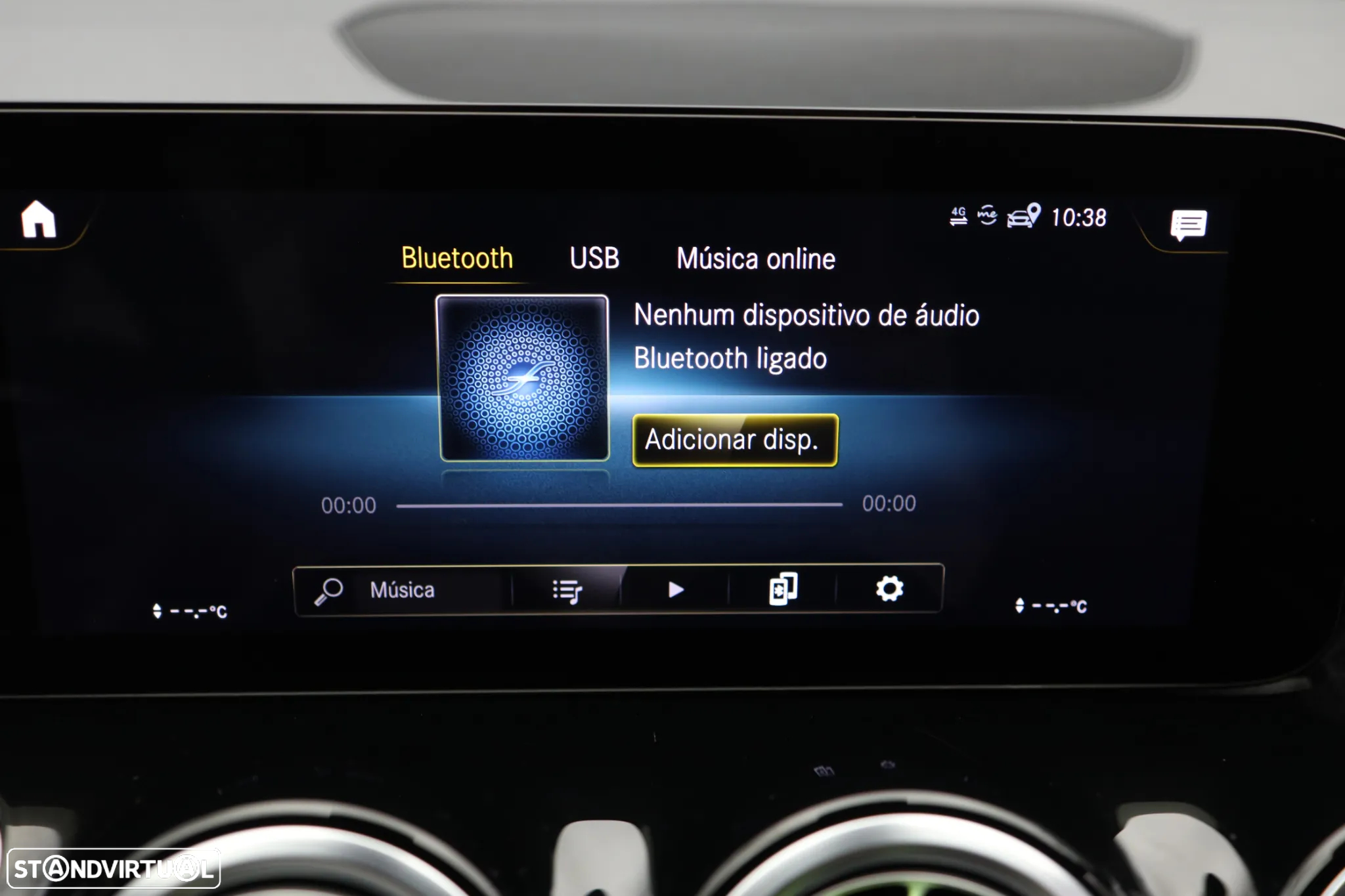 Mercedes-Benz GLB 200 d AMG Line - 25