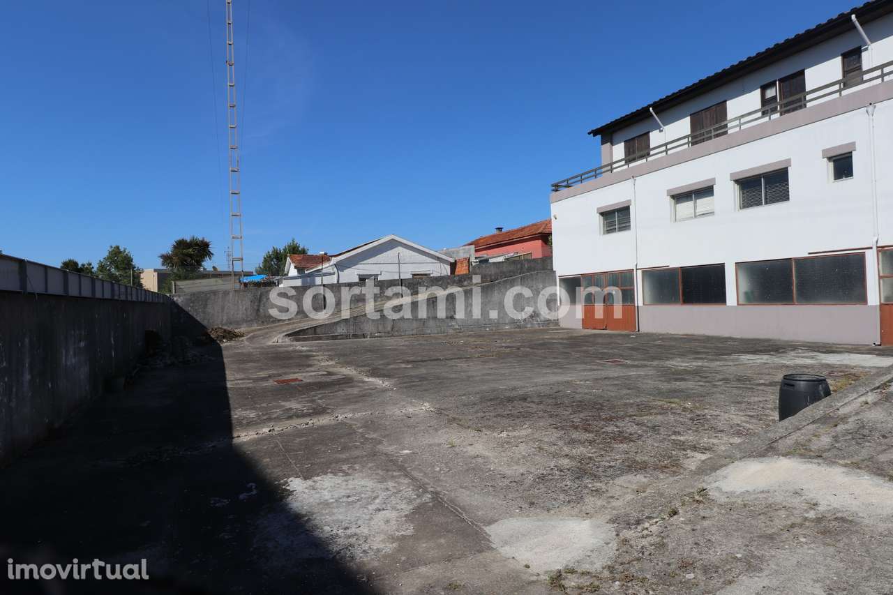 Moradia Isolada T4 Venda em Arcozelo,Vila Nova de Gaia - Grande imagem: 4/15