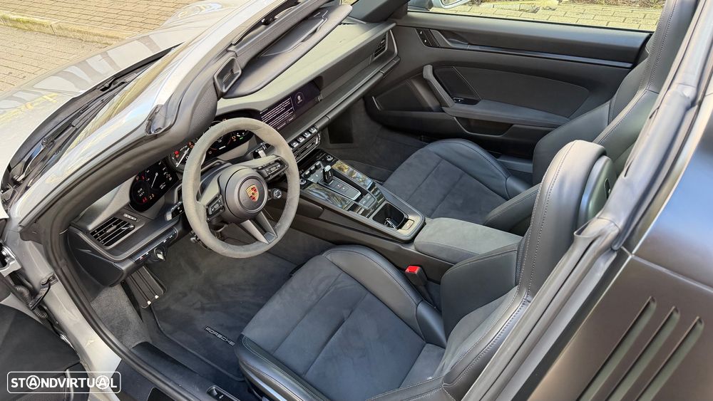 Porsche 911 (992) Targa 4 GTS PDK - 5