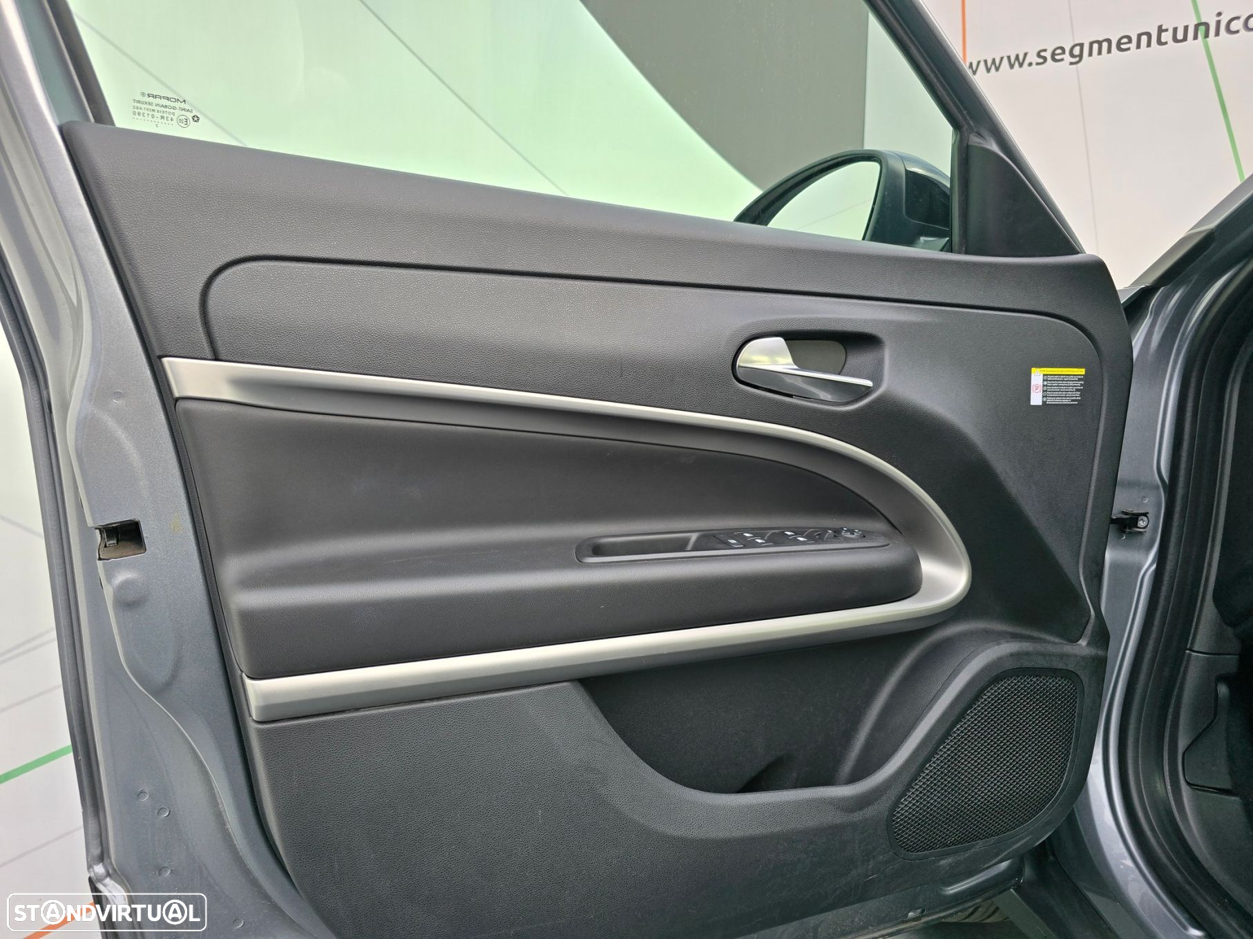 Jeep Avenger 1.2 GSE T3 Altitude - 13