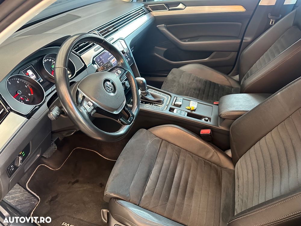 Volkswagen Passat 2.0 TDI (BlueMotion Technology) DSG Highline - 25