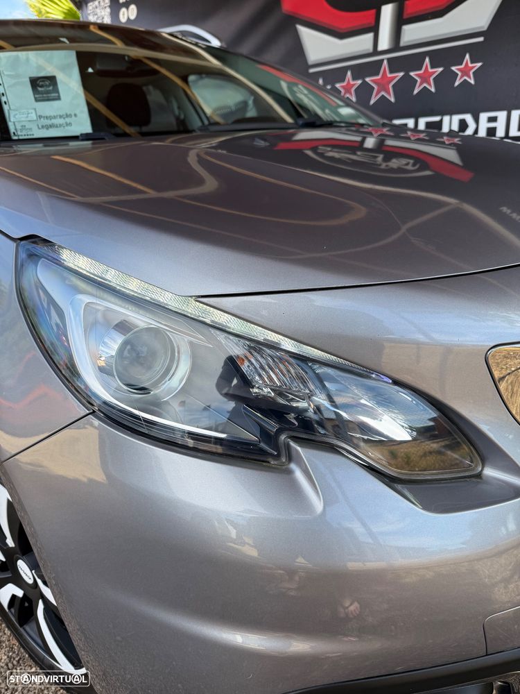 Peugeot 2008 PureTech 82 Style - 2