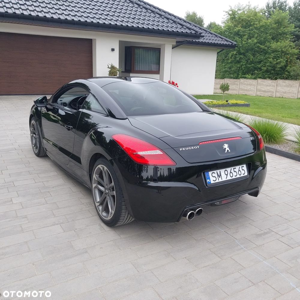 Peugeot RCZ - 8
