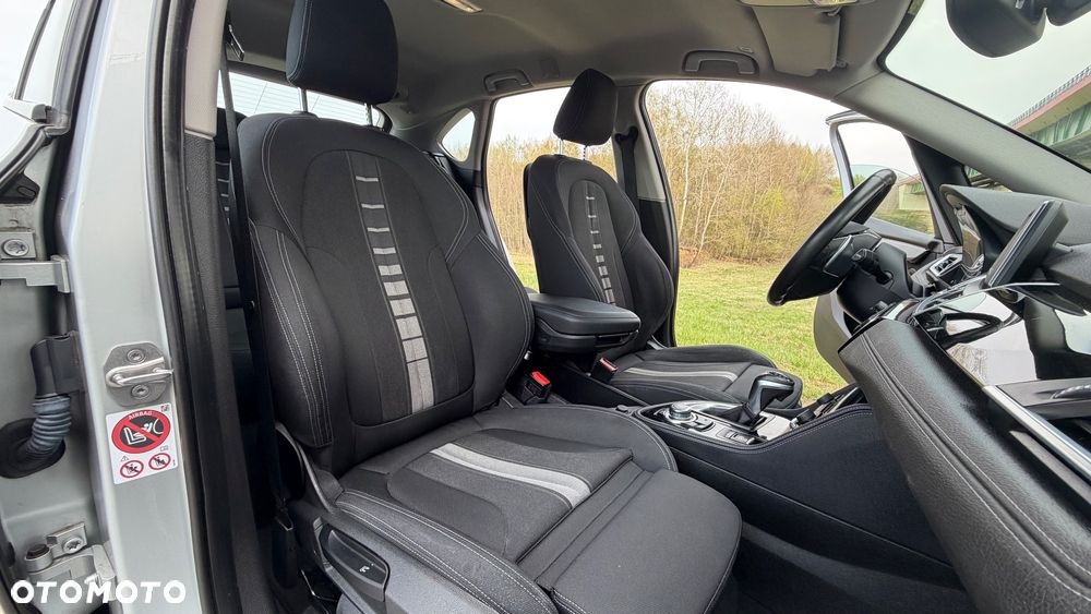BMW Seria 2 218d Sport-Aut - 35