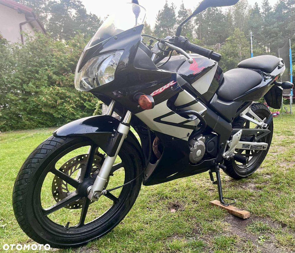Honda CBR - 1