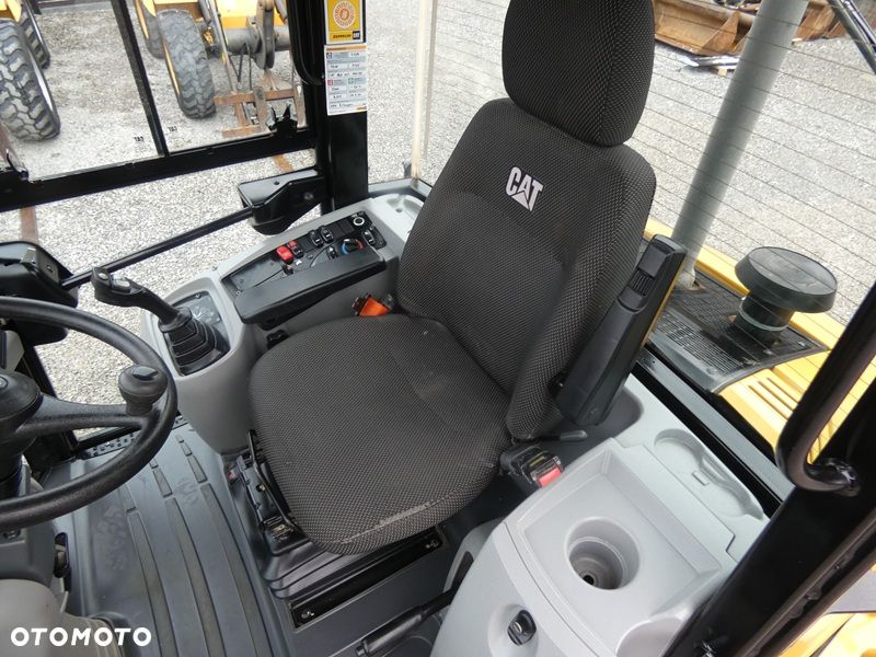 Caterpillar CAT 907M Z Niemiec / 2021r / Pełny Serwis / - 9