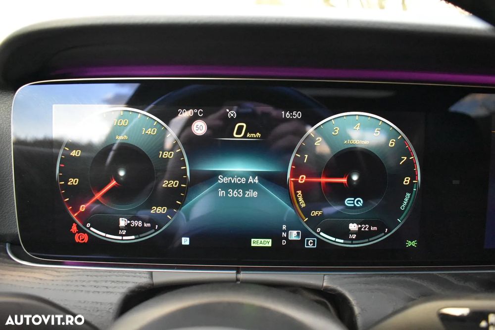 Mercedes-Benz E 300 4Matic 9G-TRONIC Avantgarde - 13