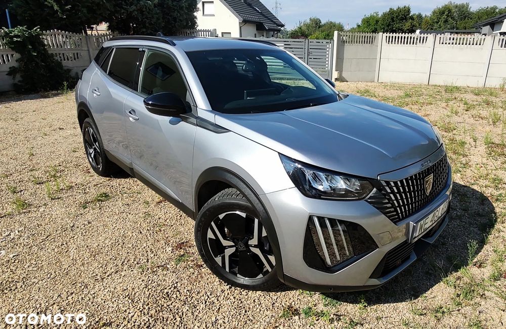 Peugeot 2008 PureTech 100 Allure S&S BVM6 - 26