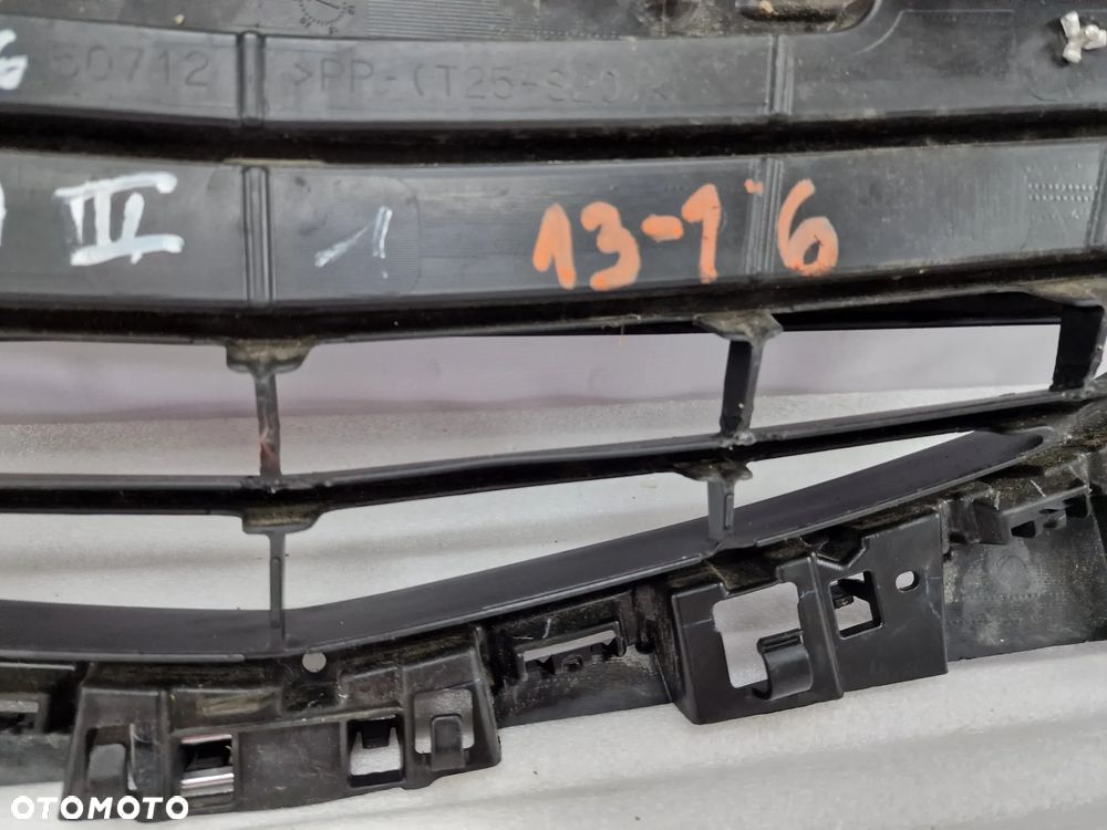 MAZDA III 3 BM 13-16 ATRAPA / GRILL PRZEDNI PRZÓD , NR BHN1-50712 , NR AUKCJI GR320 - 16