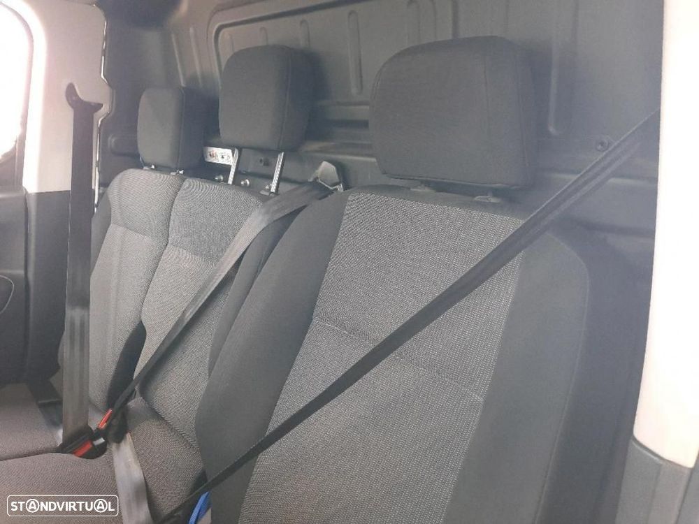 Peugeot e-Partner 50 kWh Premium Standard c/IVA - 4