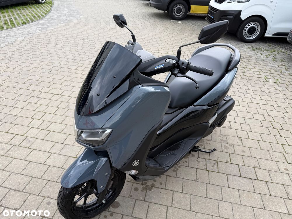 Yamaha NMAX - 12