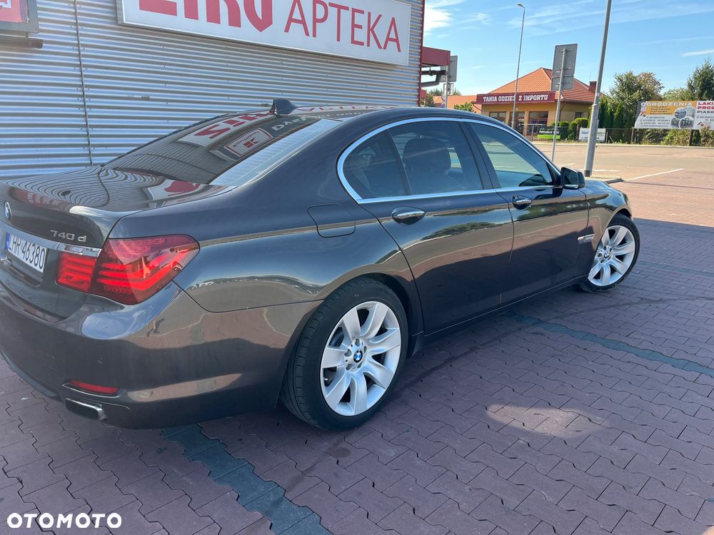 BMW Seria 7 740d - 6