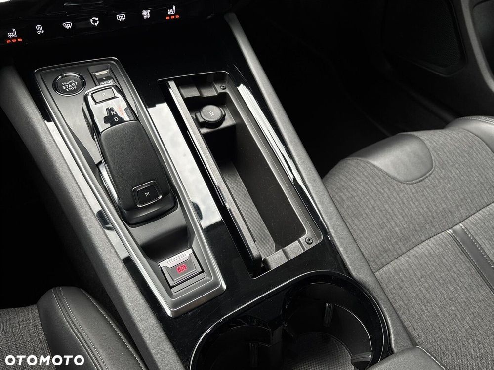 Peugeot 508 BlueHDi 130 Allure S&S EAT8 - 32
