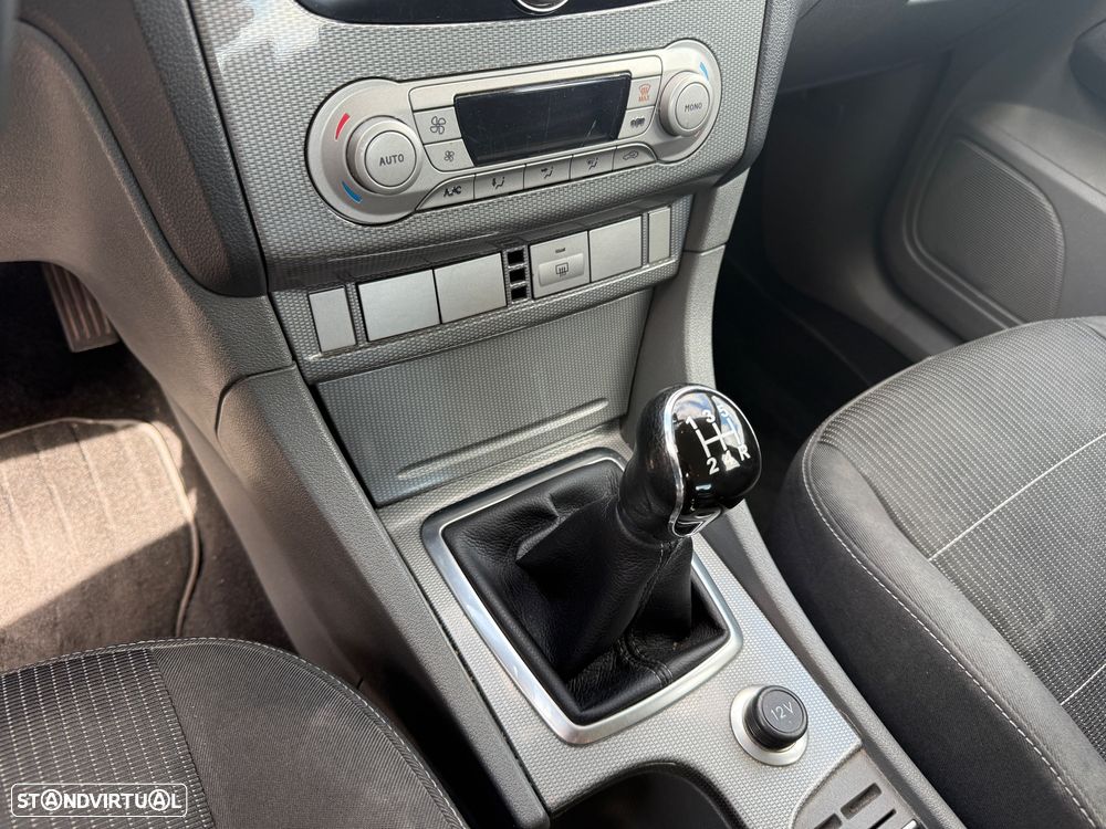 Ford Focus 1.6 TDCi Titanium - 14