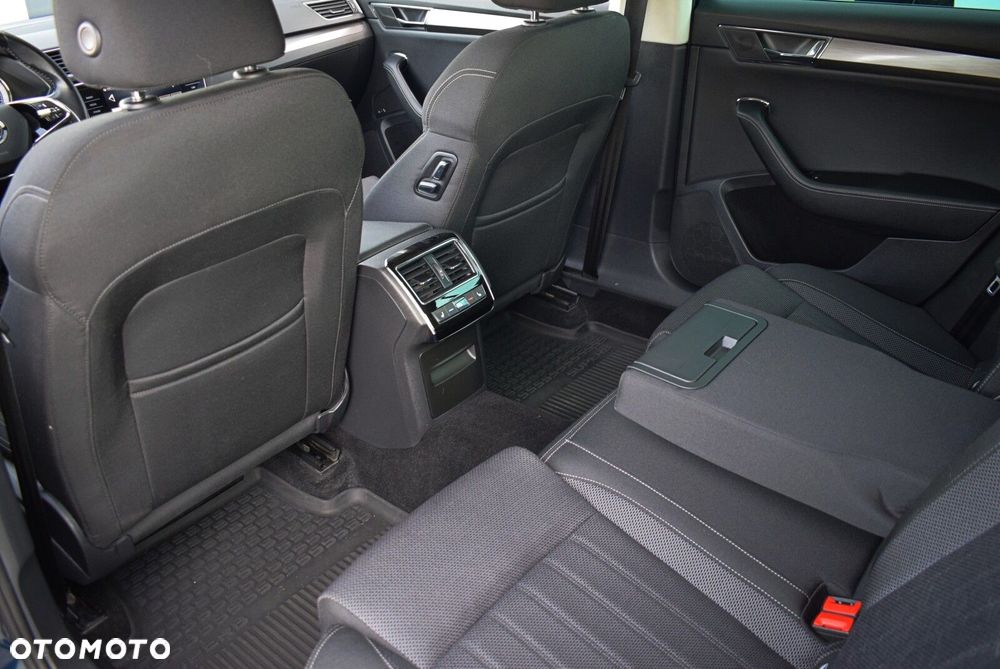 Skoda Superb 1.5 TSI ACT Style DSG - 14