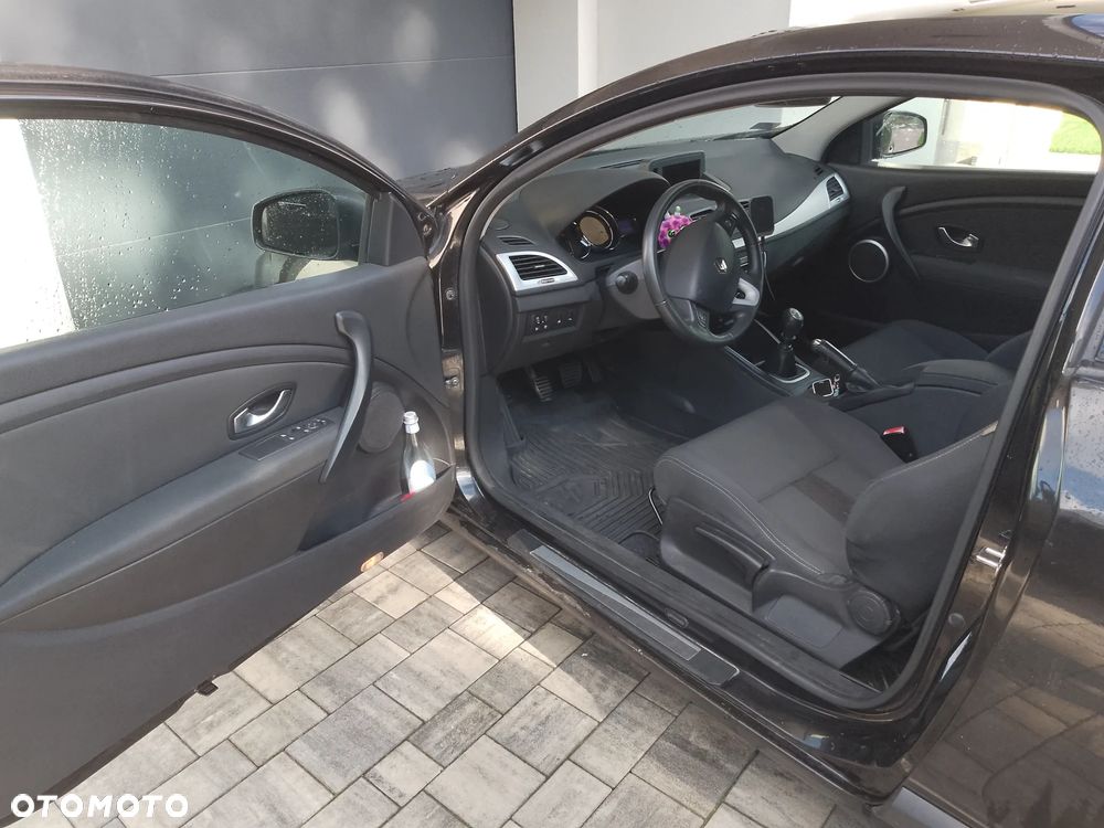 Renault Megane 1.9 dCi FAP Dynamique - 11