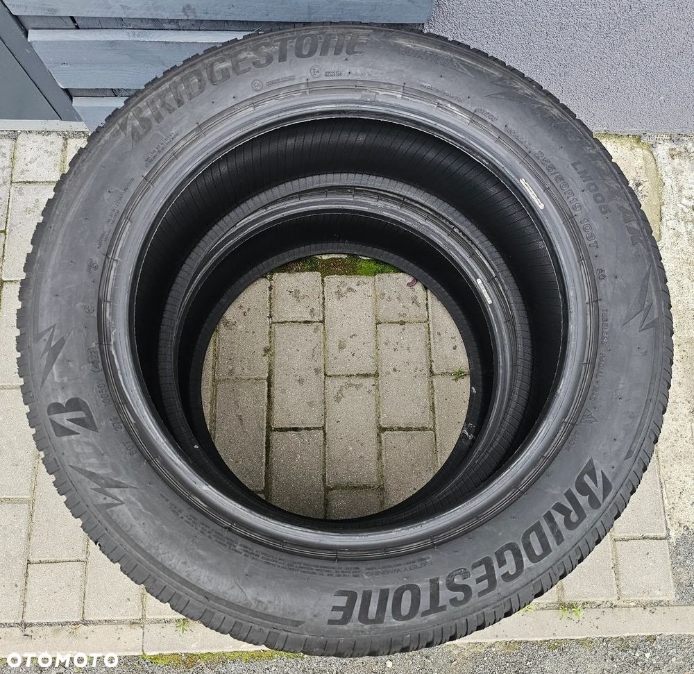 Bridgestone Blizzak LM005 255/50R19 103 T - 4