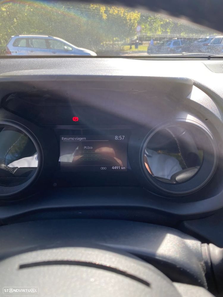 Toyota Yaris 1.5 HDF Exclusive - 10
