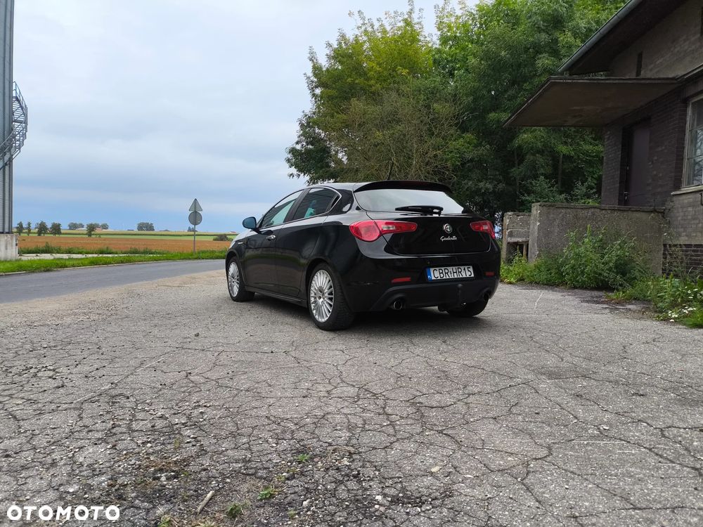 Alfa Romeo Giulietta 2.0 JTDM Distinctive - 13