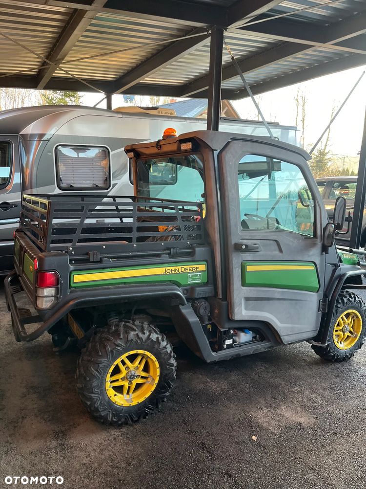 John Deere GATOR - 6