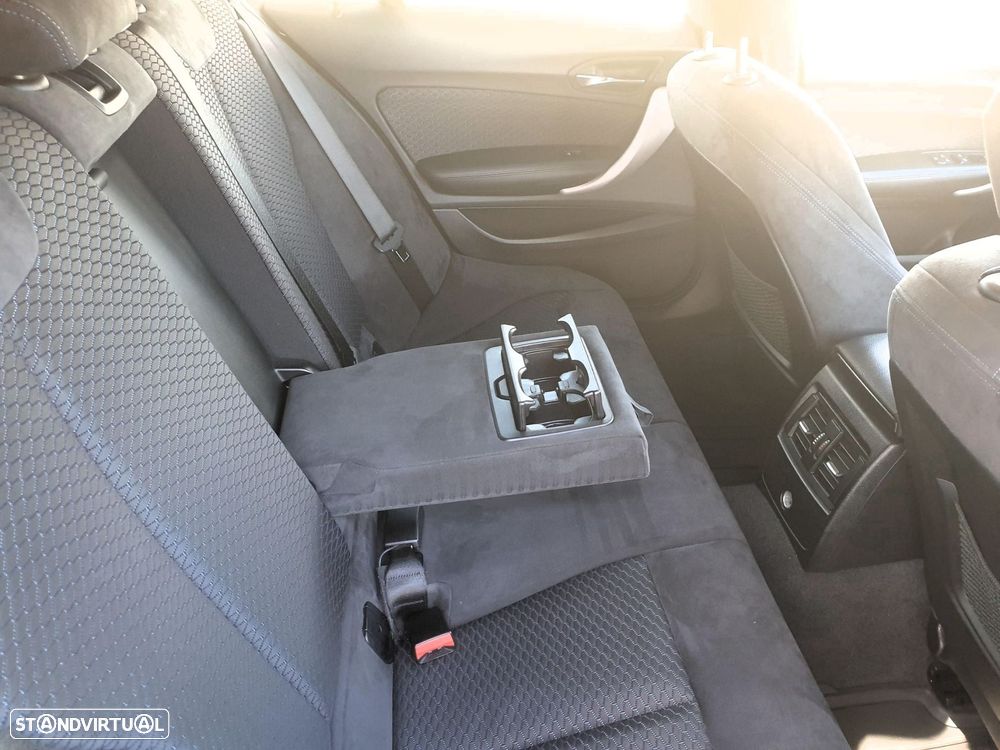 BMW 116 d Pack M - 35