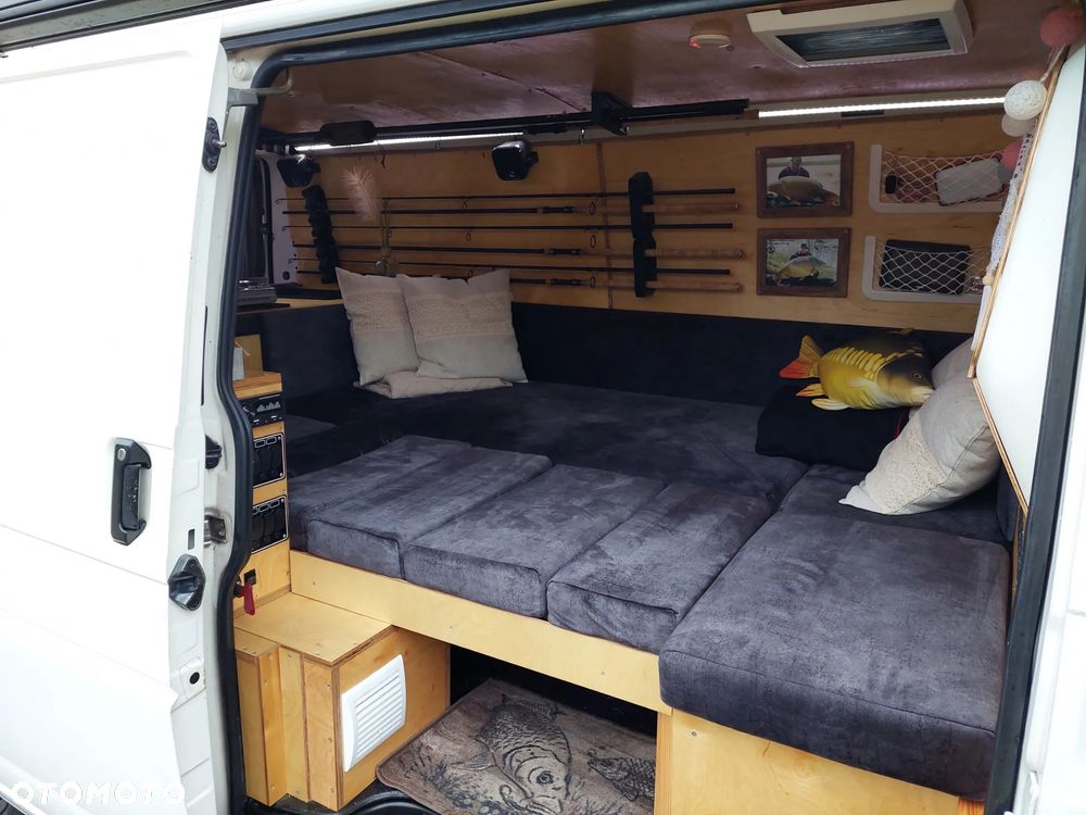 Volkswagen Transporter T4 - 23