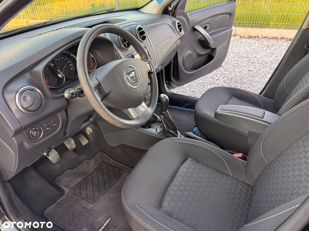 Dacia Sandero - 28