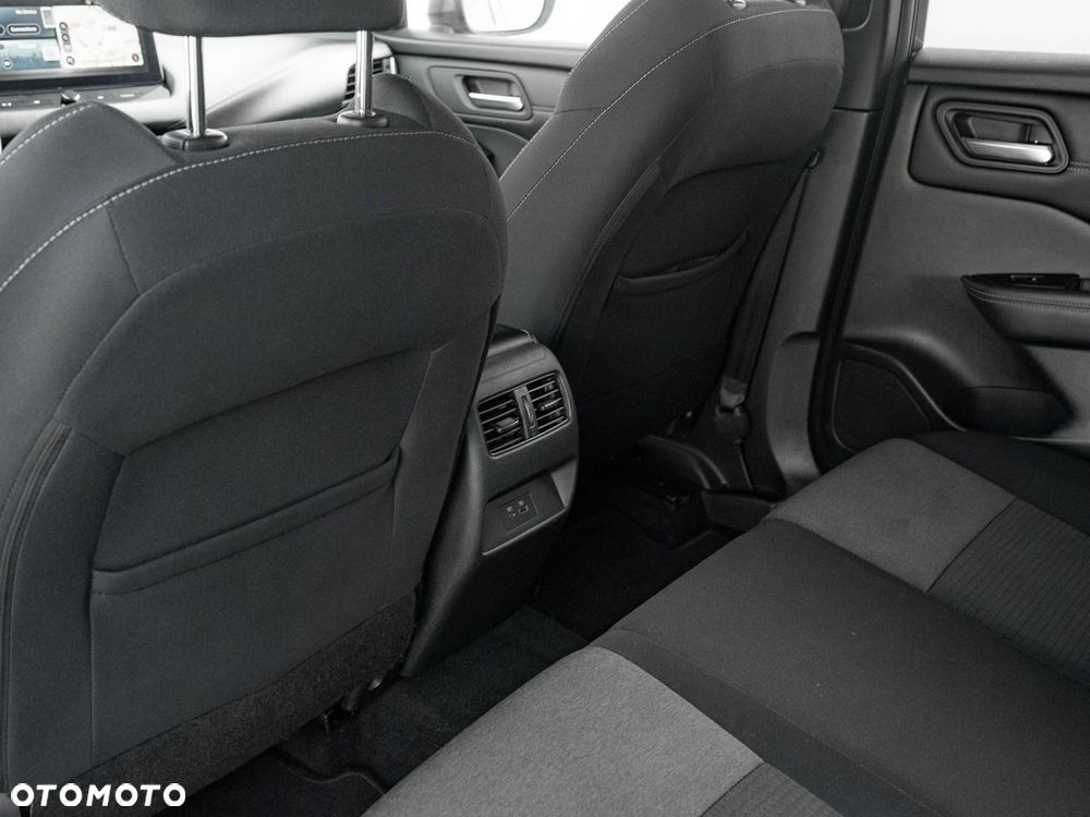 Nissan Qashqai 1.3 DIG-T MHEV N-Connecta Xtronic - 23
