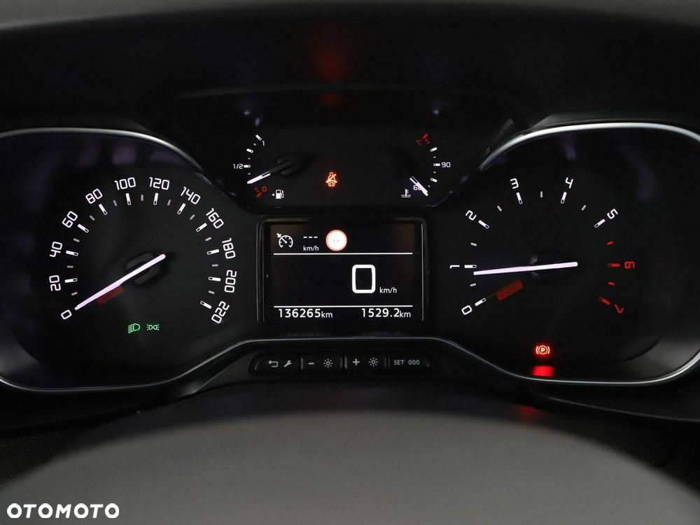 Citroën Berlingo XL BlueHDi 130 FEEL - 23