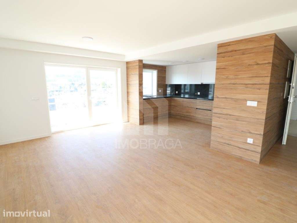 Venda Apartamento T3 Duplex Novo com Terraço - Vila Verde - Grande imagem: 4/28