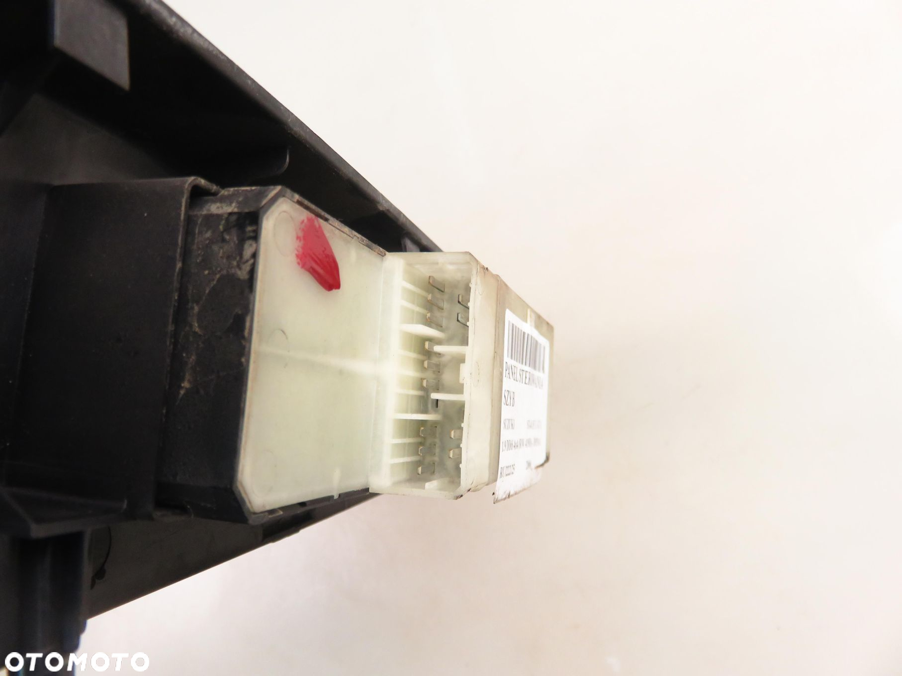 PANEL SZYB SUZUKI SX4 (EY, GY) 8372579J10 - 2