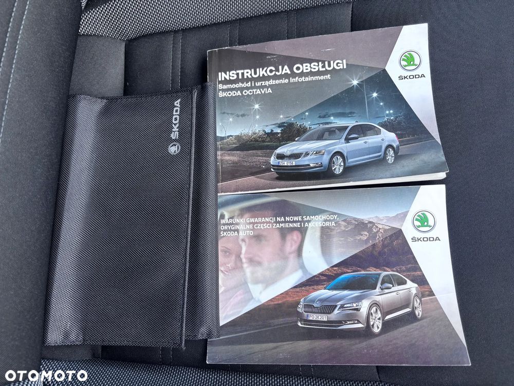 Skoda Octavia 1.5 TSI ACT Business - 33