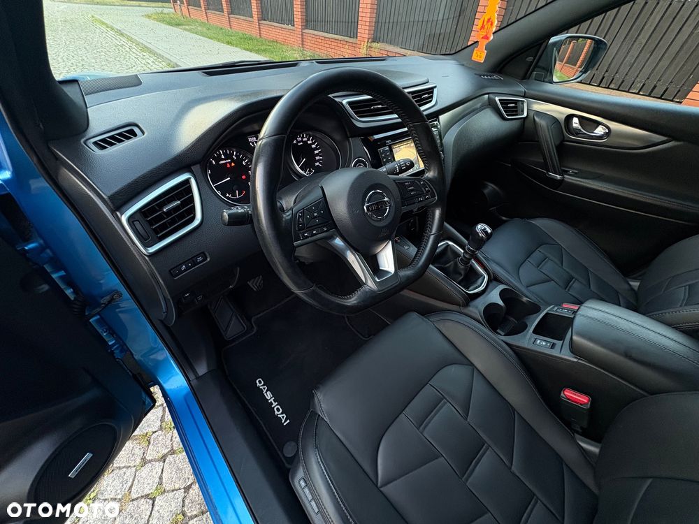 Nissan Qashqai 1.6 DIG-T Tekna+ - 19