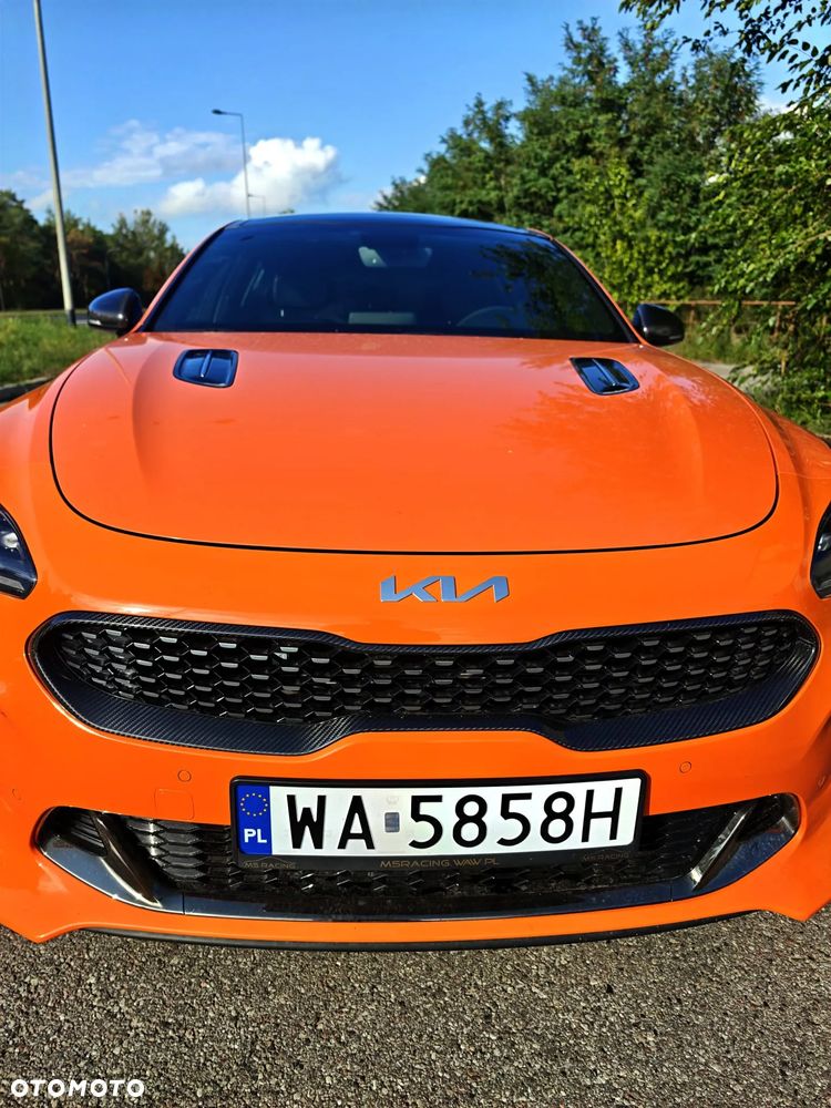 Kia Stinger - 14