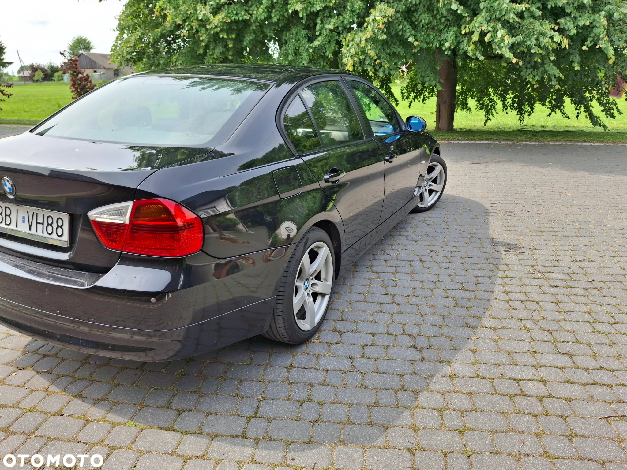 BMW Seria 3 318d - 8