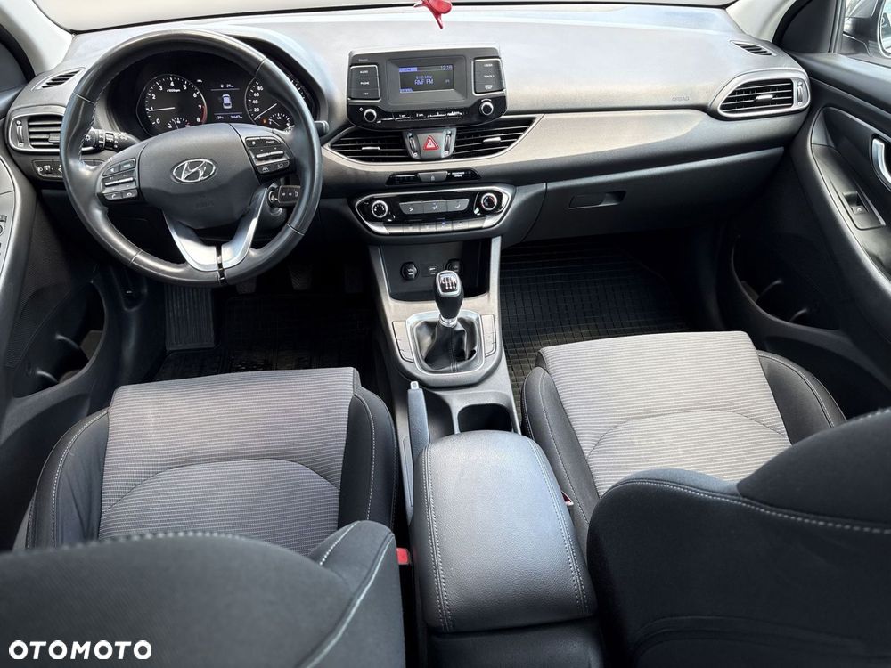 Hyundai i30 - 19
