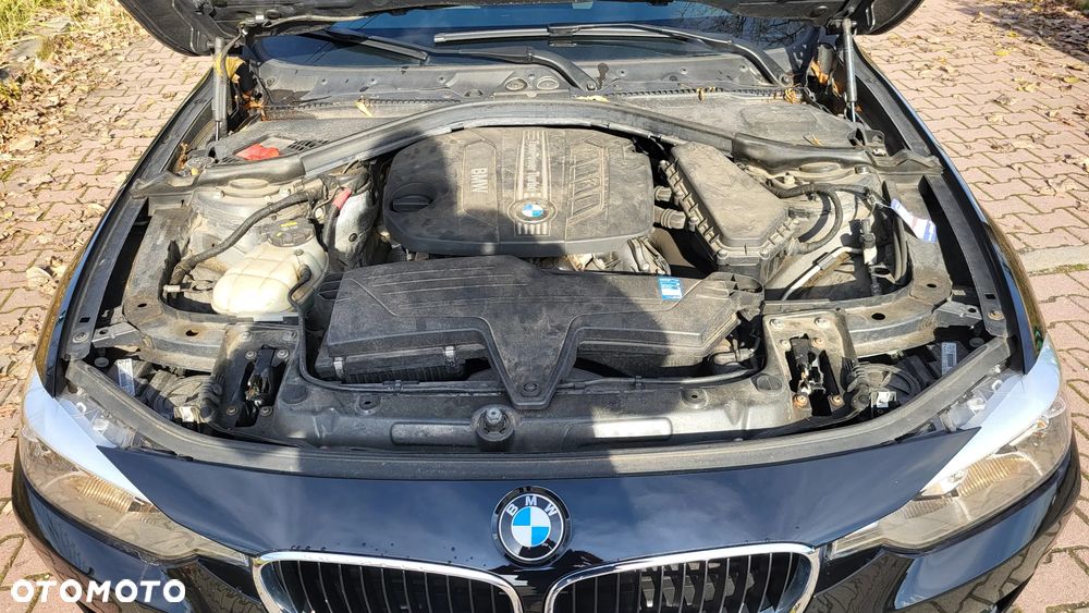 BMW Seria 3 316d - 36