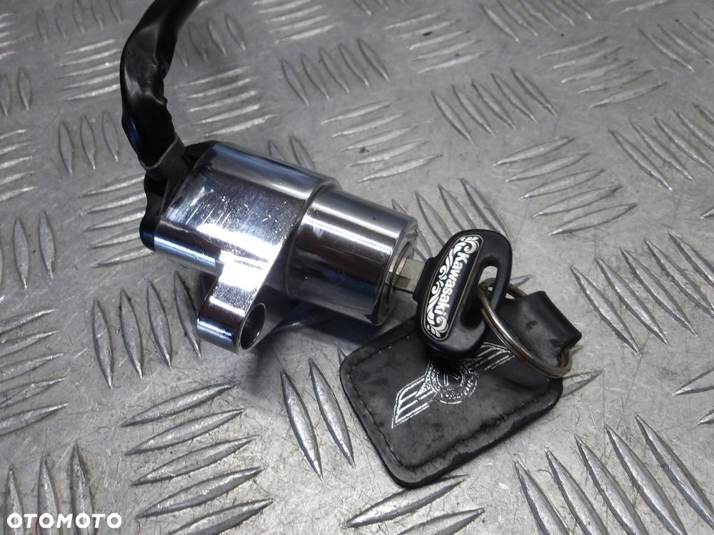 Stacyjka zapłonu z kluczykiem KAWASAKI VN 1500 VULCAN NOMAD 2001-2004  PN: 27005-1256 - 2
