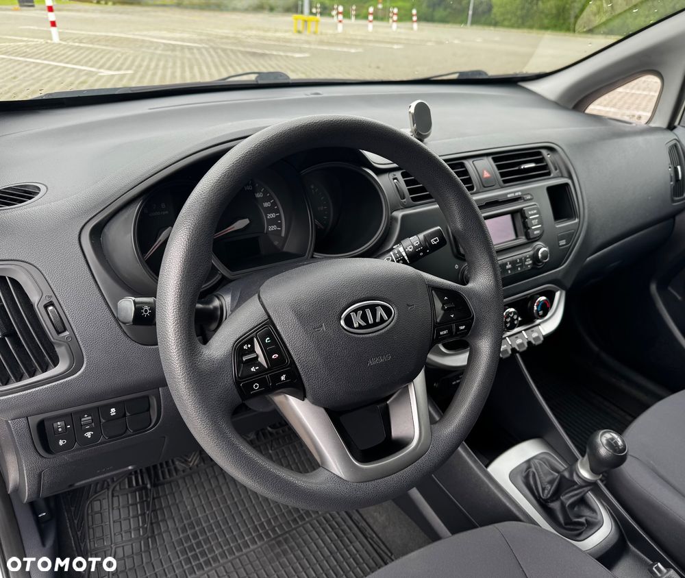 Kia Rio 1.2 Edition 7 - 12