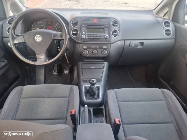 VW Golf Plus 1.9 TDi Trendline AC - 8