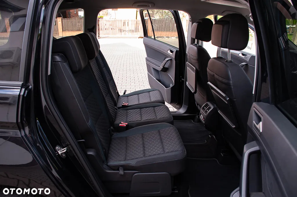 Volkswagen Touran 2.0 TDI BMT IQ Drive DSG - 23