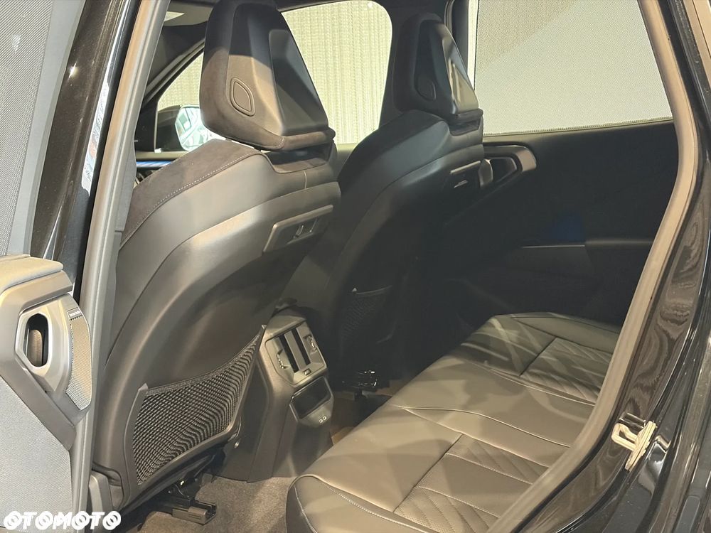 BMW X3 xDrive20 mHEV - 11