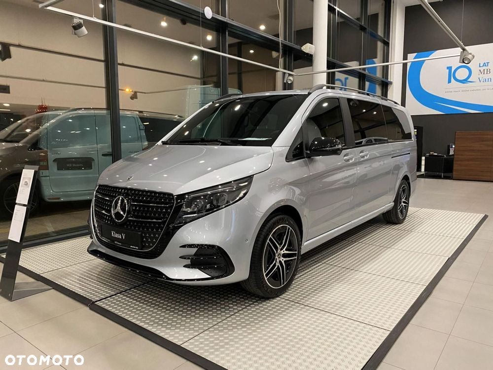 Mercedes-Benz Klasa V - 1