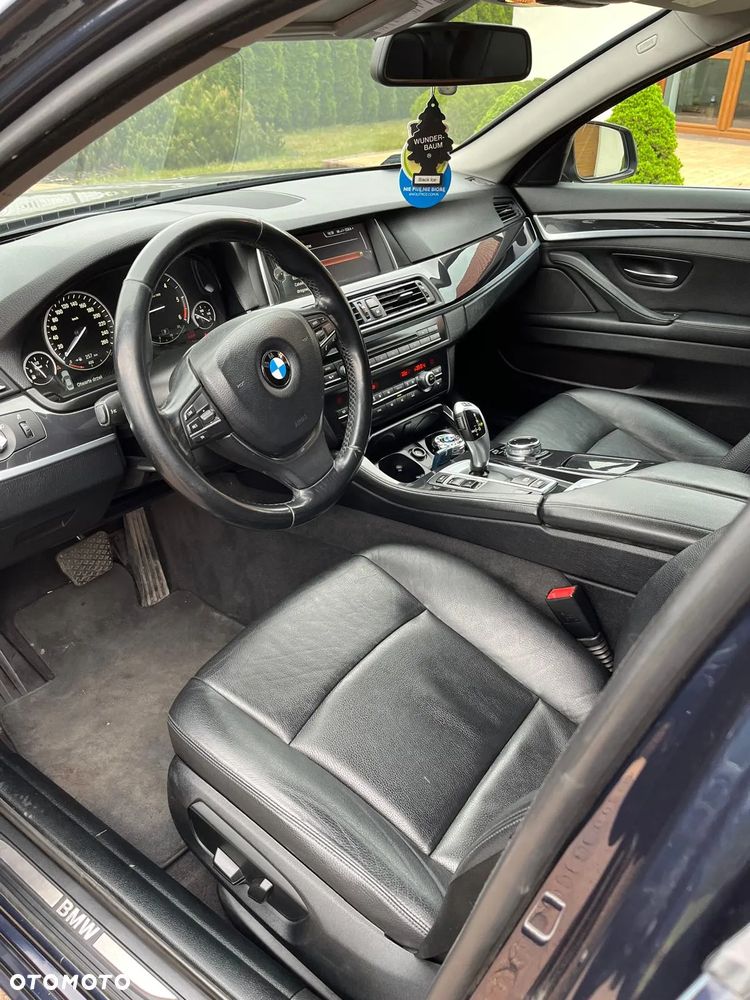 BMW Seria 5 520d xDrive Luxury Line - 10
