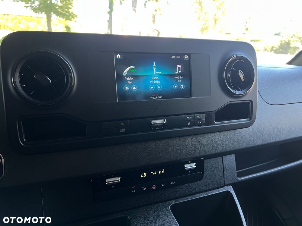 Mercedes-Benz Sprinter - 18
