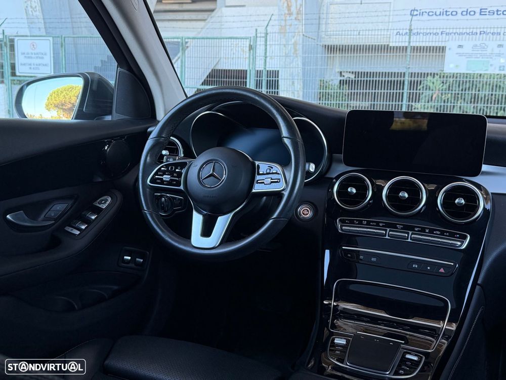 Mercedes-Benz GLC 300 e 4Matic - 26