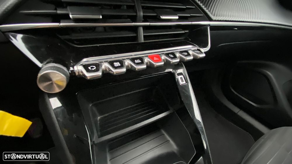 Peugeot 2008 1.5 BlueHDi Active Pack - 47